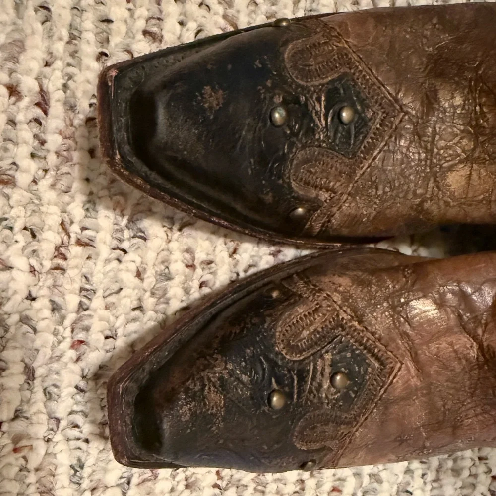 Corral Booties - Picture 7 of 8